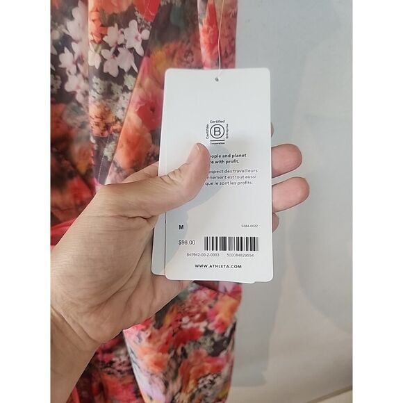 NEW Athleta Marlow Romper Medium Renewed Bloom Floral Travel Athleisure M Shorts - Picture 5 of 7